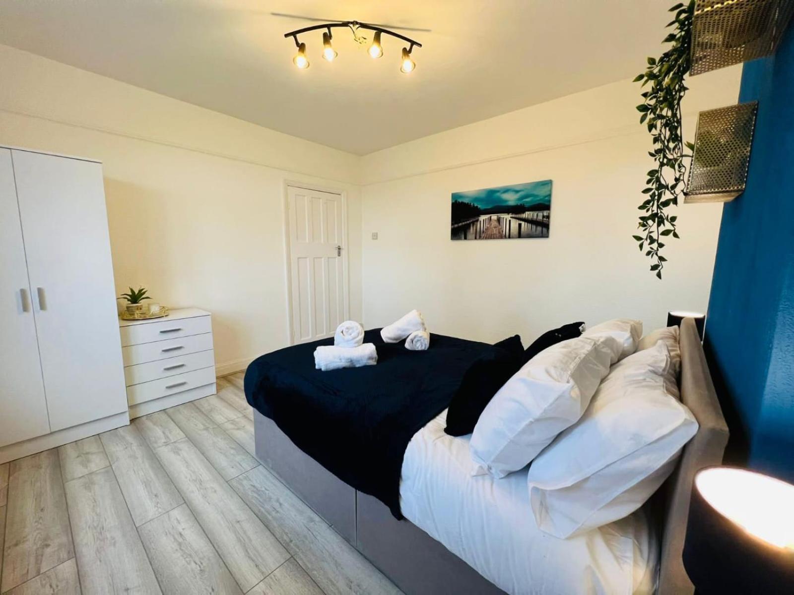 Hotel Sariyu Space Luton à Luton  Extérieur photo