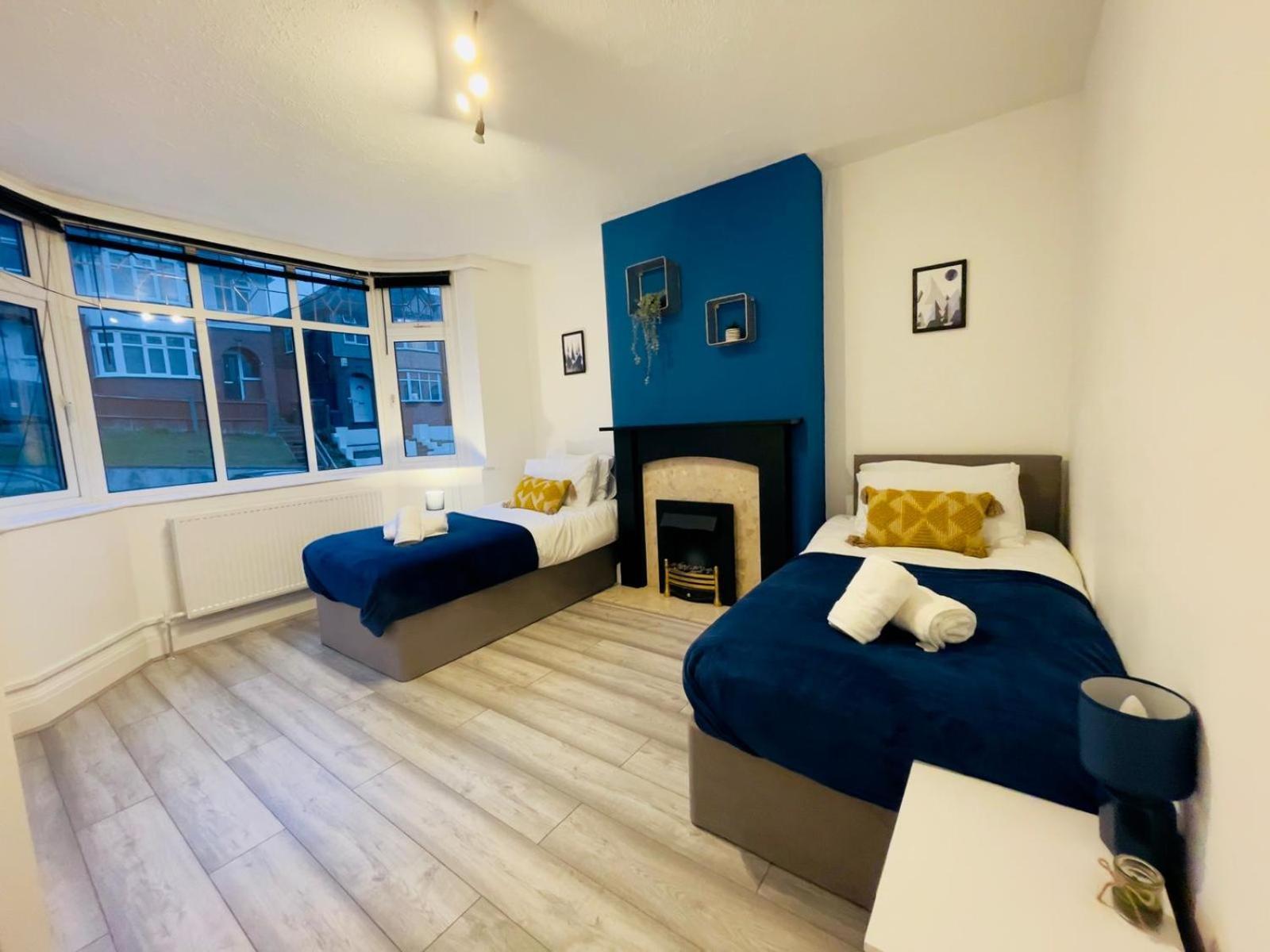 Hotel Sariyu Space Luton à Luton  Extérieur photo
